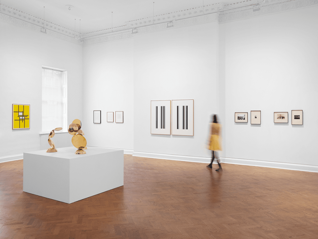 Female Minimal: Abstraction in the Expanded Field 29 October – 18 December 2020 Images Courtesy of Galerie Thaddaeus Ropac London