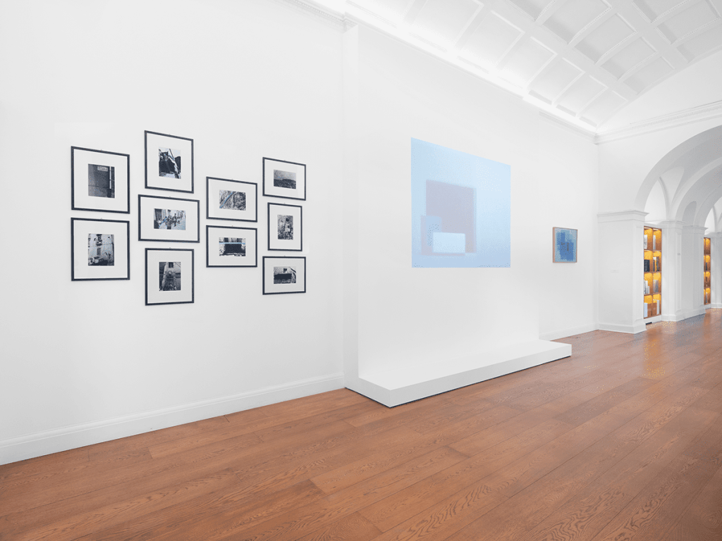 Female Minimal: Abstraction in the Expanded Field 29 October – 18 December 2020 Images Courtesy of Galerie Thaddaeus Ropac London